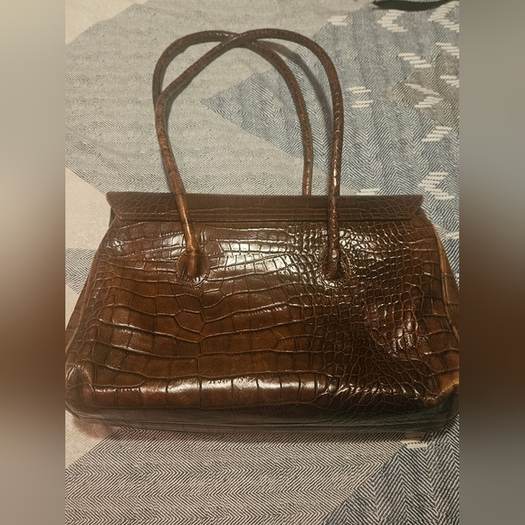 Vintage Furla Borsa in Coccodrillo, a brown crocodile-effect leather handbag. - Picture 6 of 13